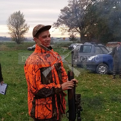 Nysa-Polsko - 21-22.10.2017 -naháňka- Dzik,Doker,Debra,Dona (1ks vysoká,7ks černá,2ks srnčí)